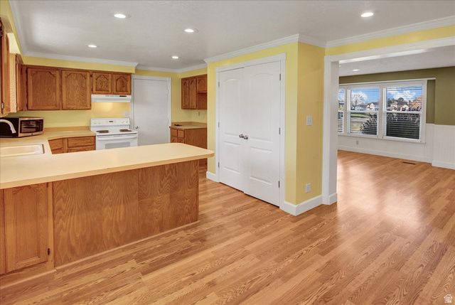 4374 S 2900 W, Roy, UT 84067