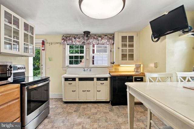 208 HICKMAN ST, Rehoboth Beach, DE 19971