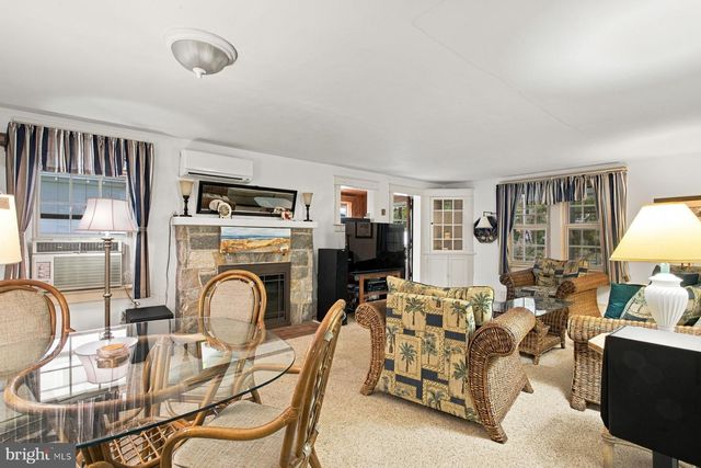 208 HICKMAN ST, Rehoboth Beach, DE 19971