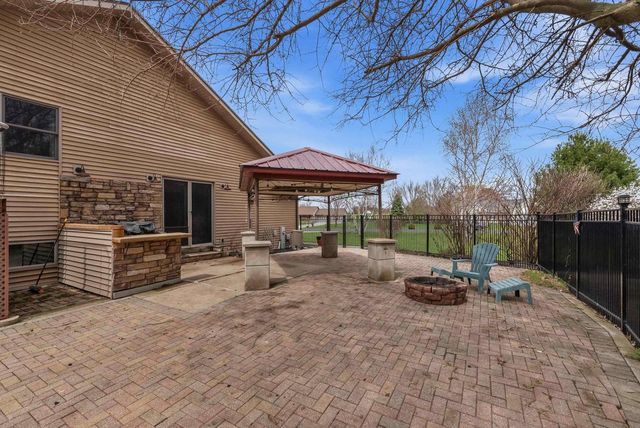 W9486 Zimmerman Drive, Beaver Dam, WI 53916