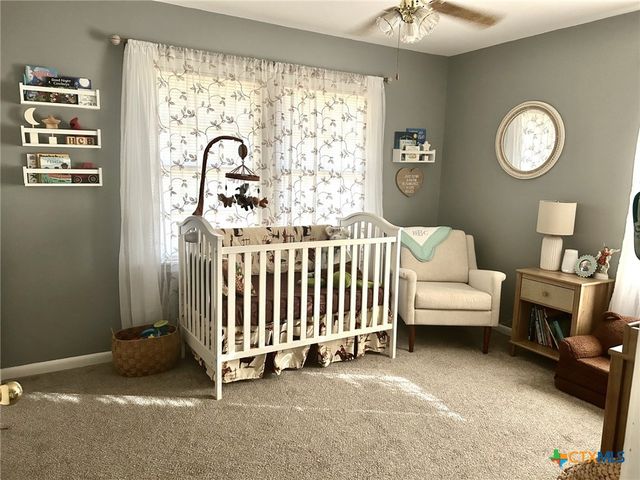 811 E Rosebud Avenue, Victoria, TX 77901