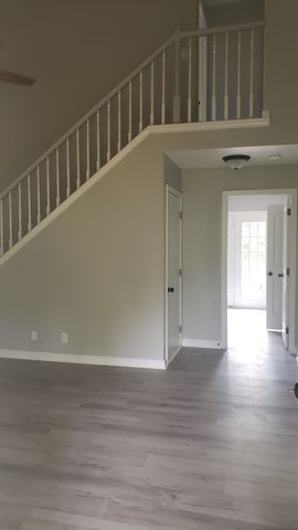 570 Barney Ln, Clarksville, TN 37042