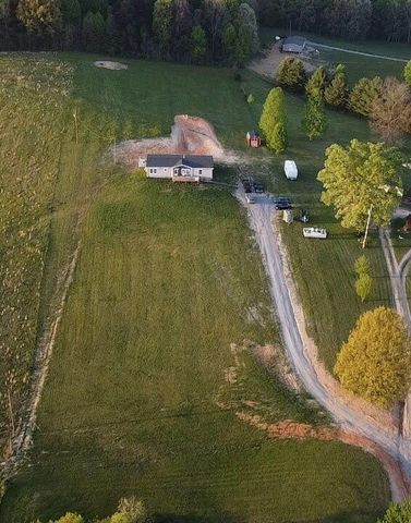 41 Bluebird Lane, Kings Mountain, KY 40442