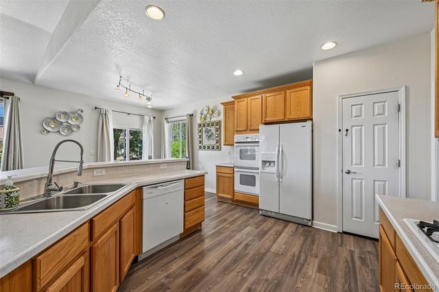 247 N Coolidge Way, Aurora, CO 80018
