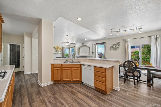 247 N Coolidge Way, Aurora, CO 80018