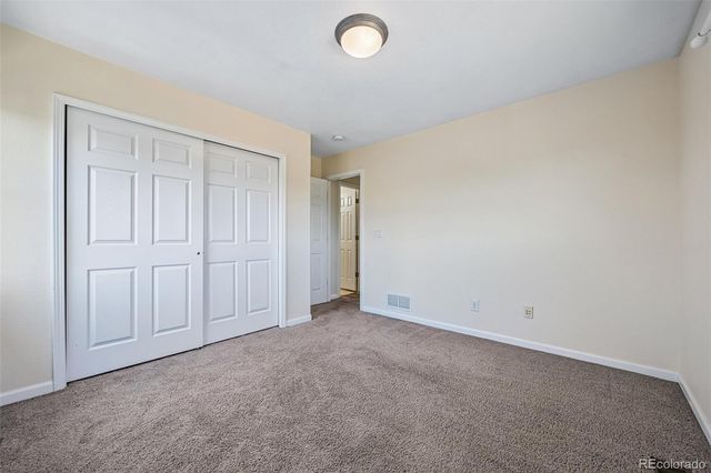 247 N Coolidge Way, Aurora, CO 80018
