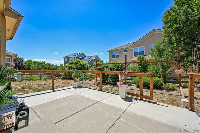 247 N Coolidge Way, Aurora, CO 80018
