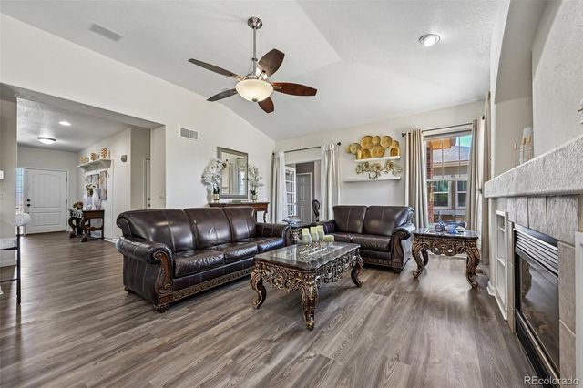 247 N Coolidge Way, Aurora, CO 80018