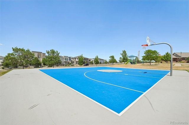 247 N Coolidge Way, Aurora, CO 80018