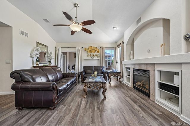 247 N Coolidge Way, Aurora, CO 80018