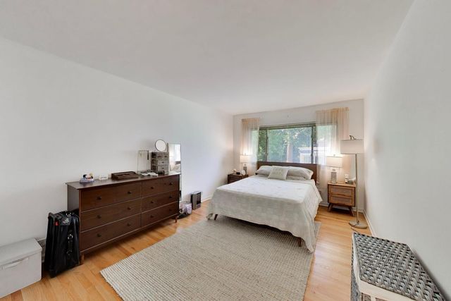 1304 Central Avenue, Wilmette, IL 60091