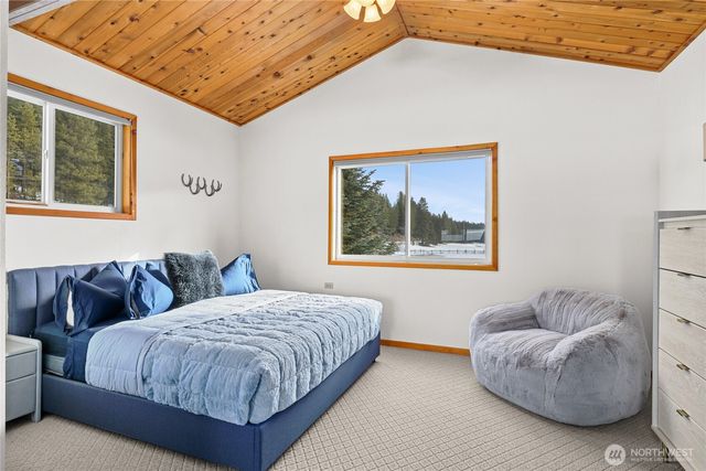 71 Middle Fork Lane, Cle Elum, WA 98922