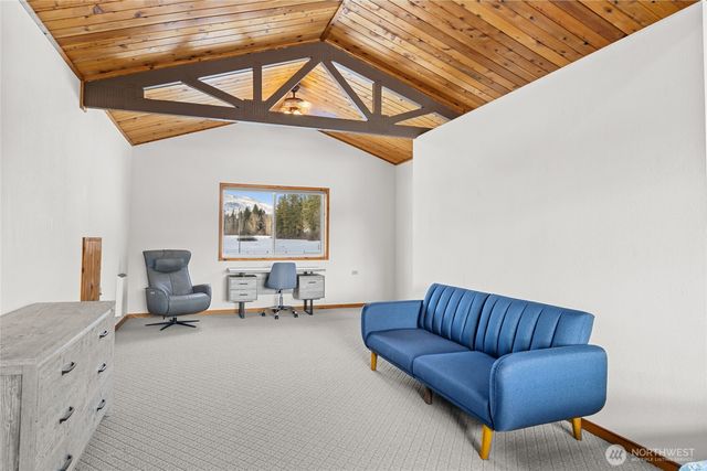 71 Middle Fork Lane, Cle Elum, WA 98922