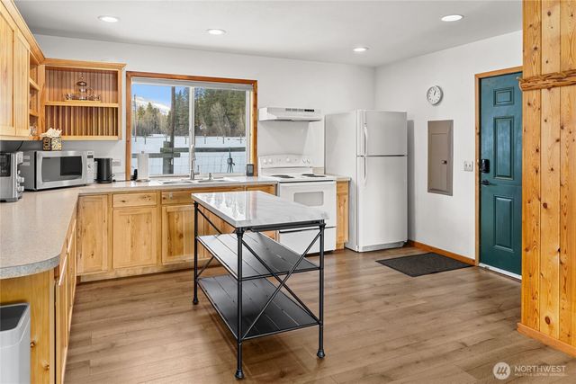 71 Middle Fork Lane, Cle Elum, WA 98922