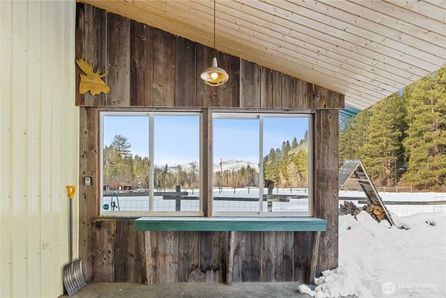 71 Middle Fork Lane, Cle Elum, WA 98922