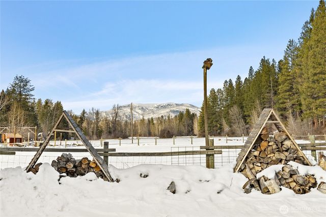 71 Middle Fork Lane, Cle Elum, WA 98922