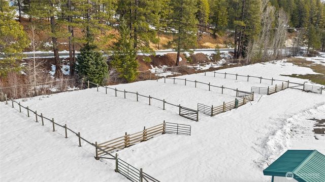 71 Middle Fork Lane, Cle Elum, WA 98922