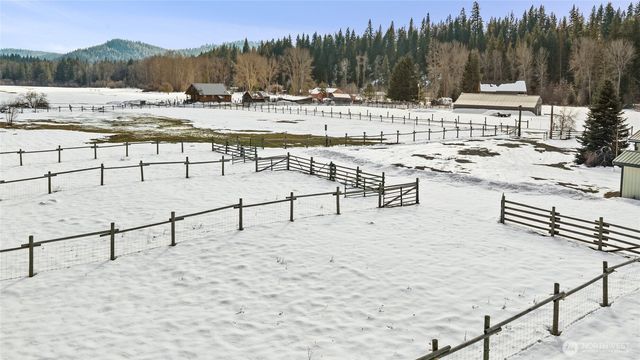 71 Middle Fork Lane, Cle Elum, WA 98922