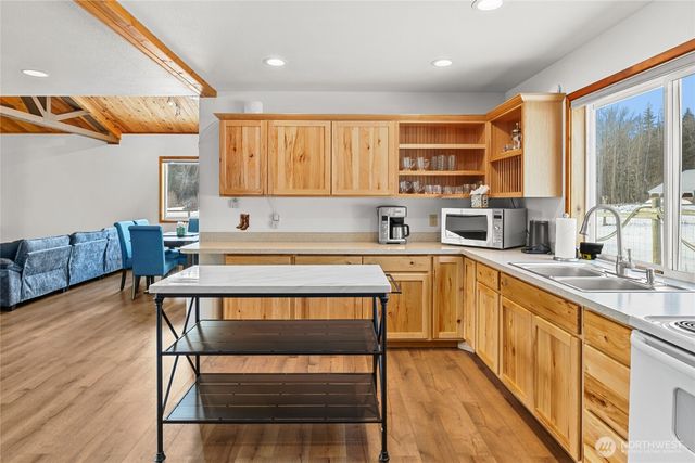 71 Middle Fork Lane, Cle Elum, WA 98922