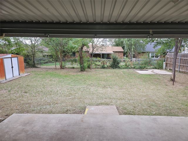 6908 Sunflower Circle N, Fort Worth, TX 76120