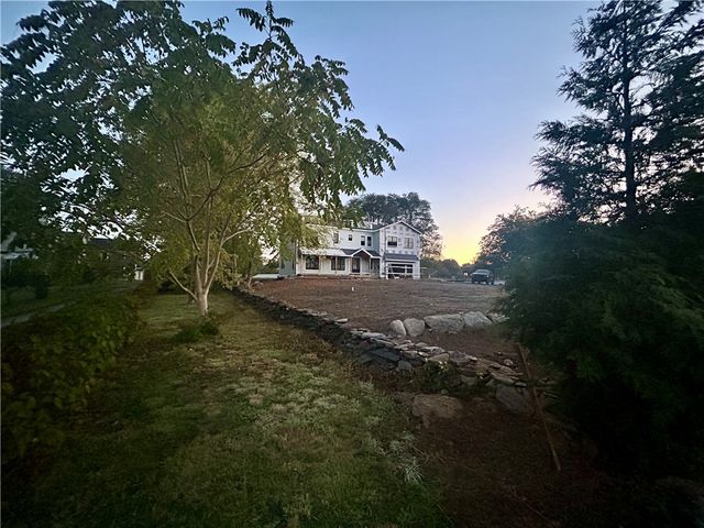 980 Green End Avenue Avenue, Middletown, RI 02842