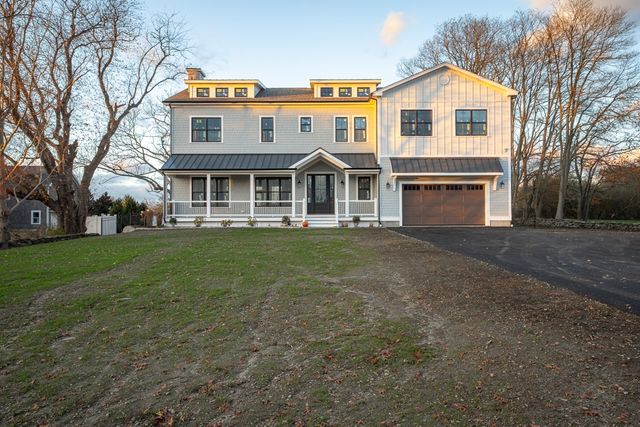 980 Green End Avenue Avenue, Middletown, RI 02842