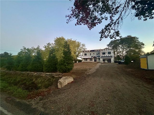 980 Green End Avenue Avenue, Middletown, RI 02842