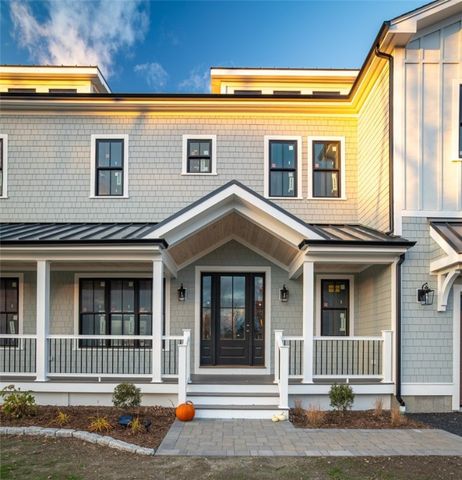 980 Green End Avenue Avenue, Middletown, RI 02842