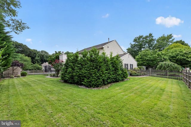 1 WOODLEIGH CT, Mantua, NJ 08051