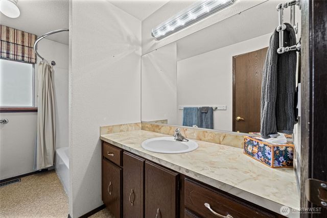 14610 SE 198th Street, Renton, WA 98058