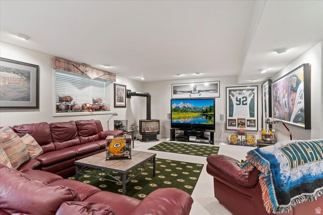 1880 SHADOW VALLEY DR, Ogden, UT 84403