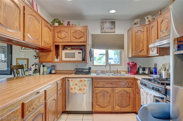 449 Republic Street, Henderson, NV 89015