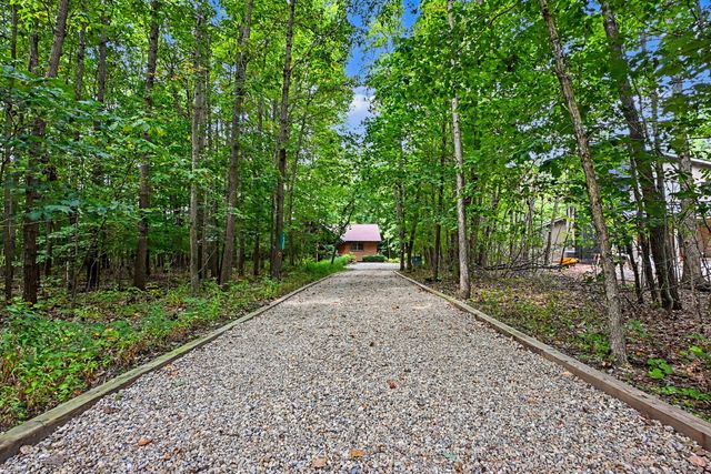 14300 Wildwood Lane, Chikaming Twp, MI 49125
