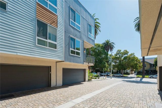 5627 Observation, Los Angeles, CA 90028