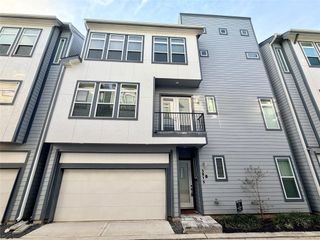 5815 Fairdale Lane B, Houston, TX 77057