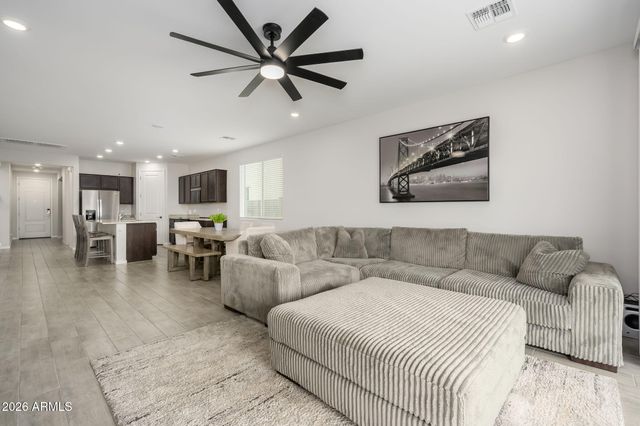 22898 N 182ND Lane, Surprise, AZ 85387
