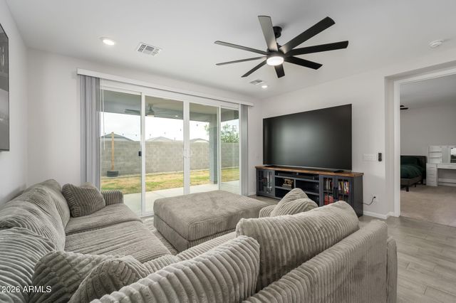 22898 N 182ND Lane, Surprise, AZ 85387