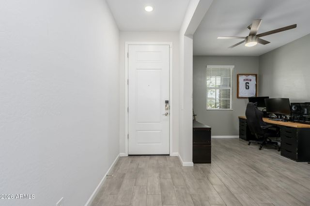 22898 N 182ND Lane, Surprise, AZ 85387