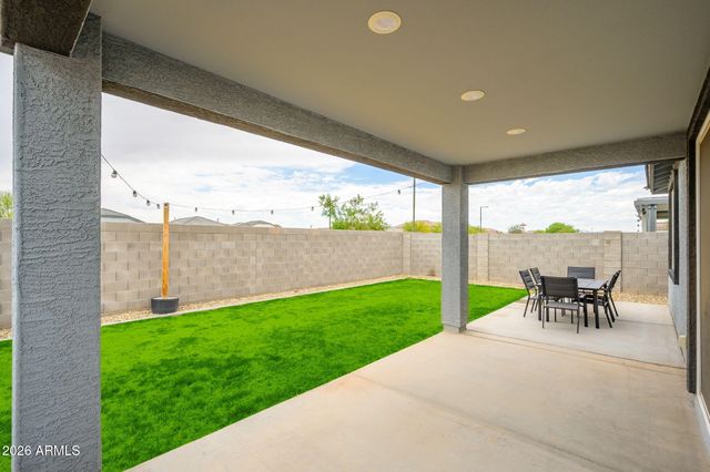 22898 N 182ND Lane, Surprise, AZ 85387