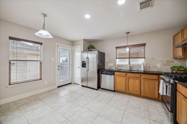 26872 Kings Park Hollow Drive, Kingwood, TX 77339