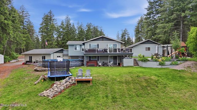 15720 N Ridgeway Ln, Hayden, ID 83835