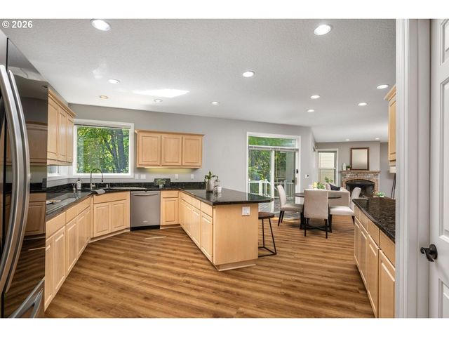 10565 Sw CORMORANT Dr, Beaverton, OR 97007