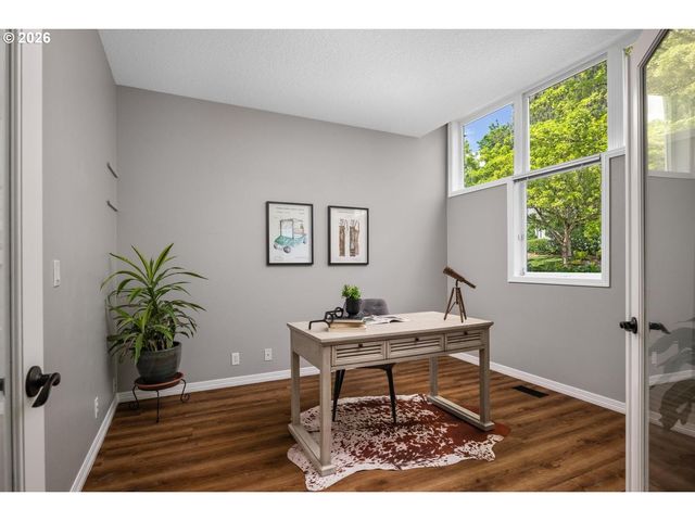 10565 Sw CORMORANT Dr, Beaverton, OR 97007