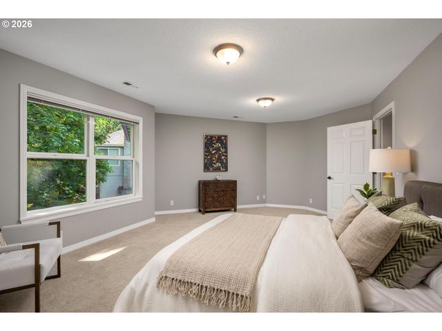 10565 Sw CORMORANT Dr, Beaverton, OR 97007