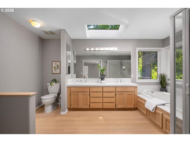 10565 Sw CORMORANT Dr, Beaverton, OR 97007