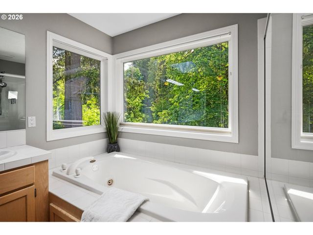 10565 Sw CORMORANT Dr, Beaverton, OR 97007