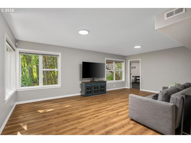 10565 Sw CORMORANT Dr, Beaverton, OR 97007