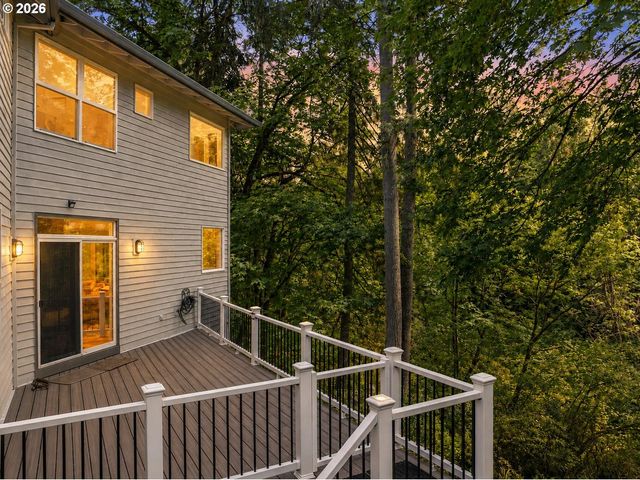 10565 Sw CORMORANT Dr, Beaverton, OR 97007