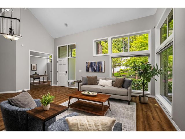 10565 Sw CORMORANT Dr, Beaverton, OR 97007