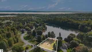 00 E Avondale Lane, Traverse City, MI 49684